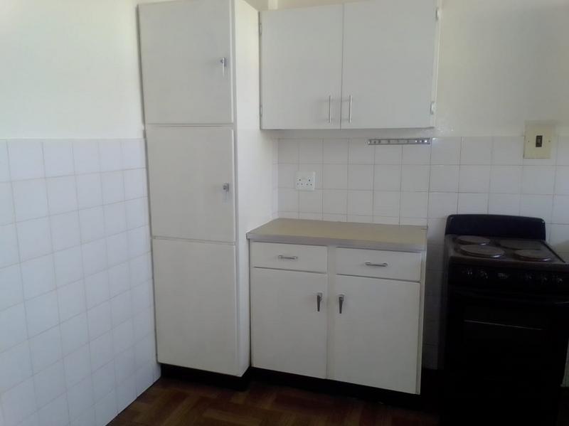 To Let 2 Bedroom Property for Rent in Florida Gauteng