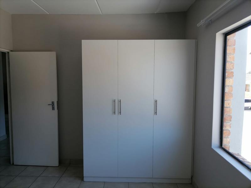 To Let 2 Bedroom Property for Rent in Groblerpark Gauteng