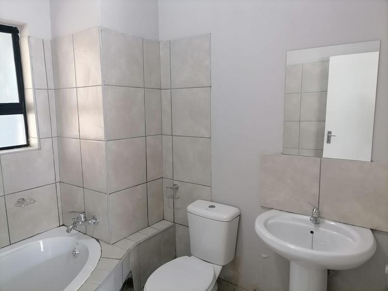 To Let 2 Bedroom Property for Rent in Groblerpark Gauteng