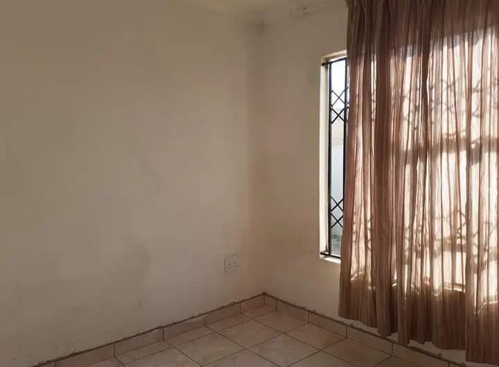 2 Bedroom Property for Sale in Bram Fischerville Gauteng