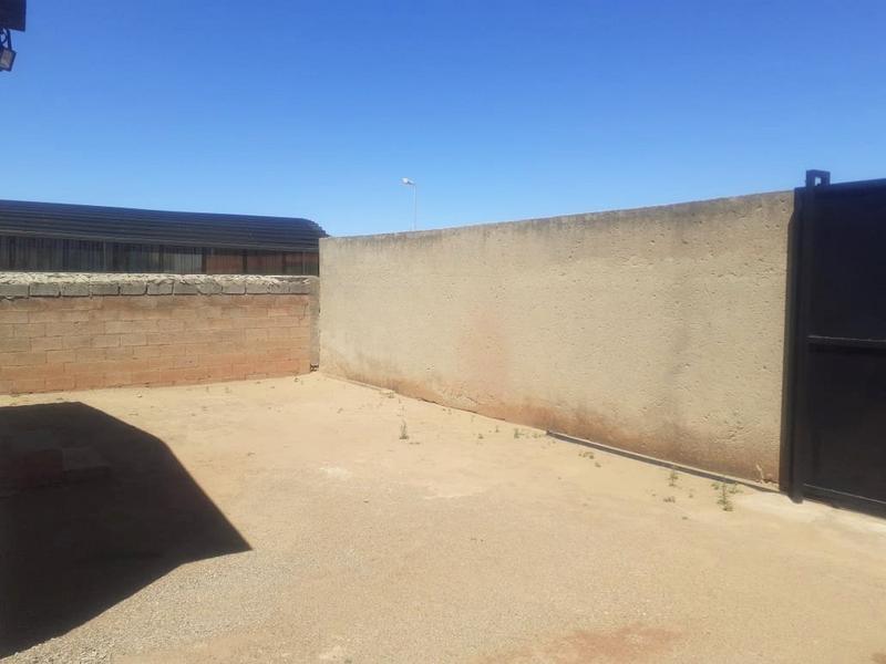 2 Bedroom Property for Sale in Mapetla Gauteng