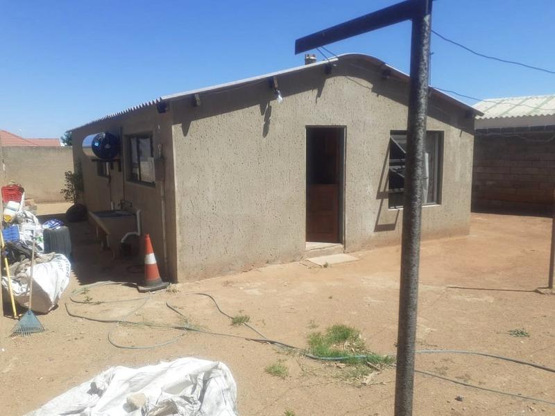 2 Bedroom Property for Sale in Mapetla Gauteng