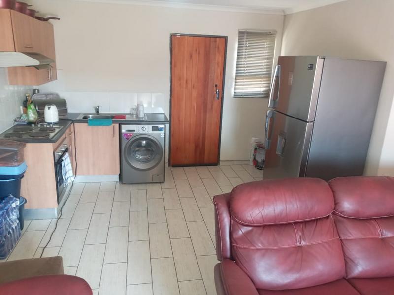 3 Bedroom Property for Sale in Klippoortjie Gauteng