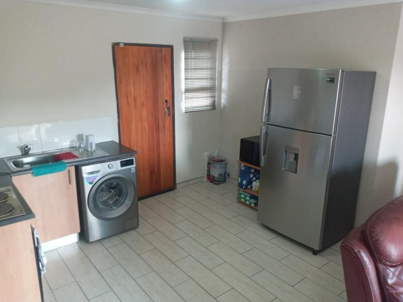 3 Bedroom Property for Sale in Klippoortjie Gauteng