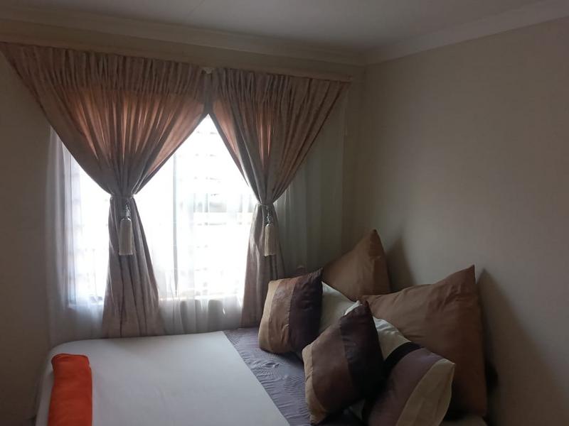 3 Bedroom Property for Sale in Klippoortjie Gauteng