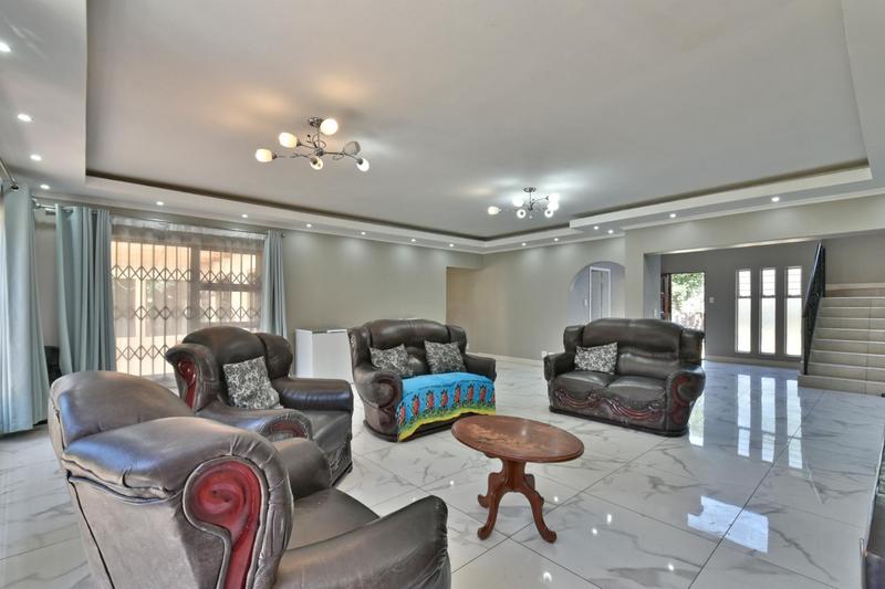 5 Bedroom Property for Sale in Randpark Ridge Gauteng