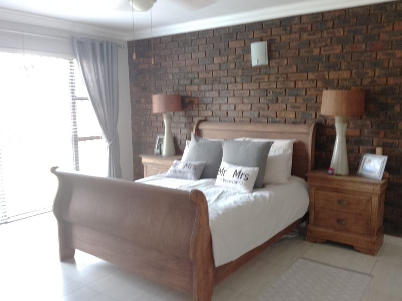 3 Bedroom Property for Sale in Petersfield Gauteng