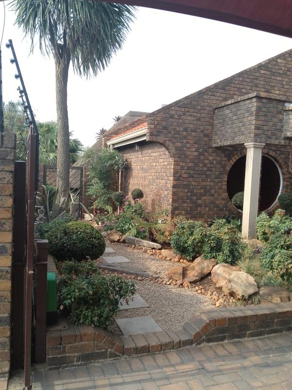 3 Bedroom Property for Sale in Petersfield Gauteng