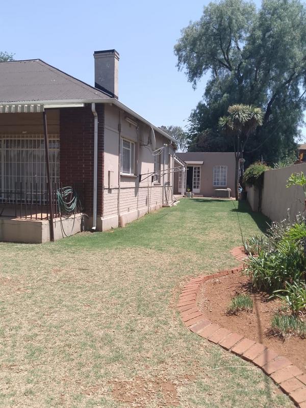 3 Bedroom Property for Sale in Selection Park Gauteng