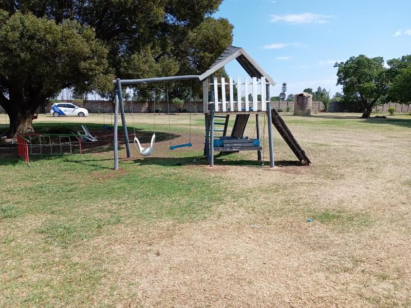 Commercial Property for Sale in Crystal Park Gauteng