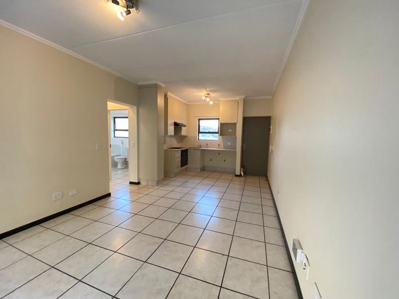 To Let 1 Bedroom Property for Rent in Bryanston Gauteng