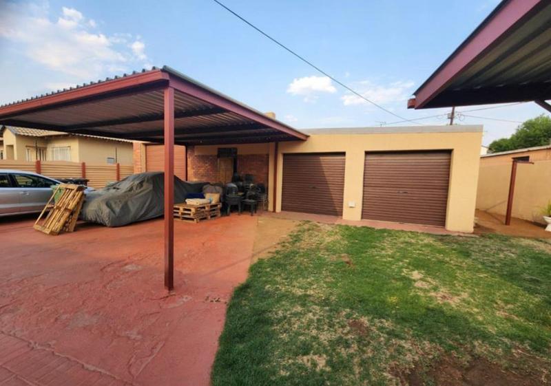 3 Bedroom Property for Sale in Florentia Gauteng