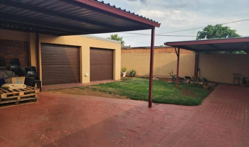 3 Bedroom Property for Sale in Florentia Gauteng