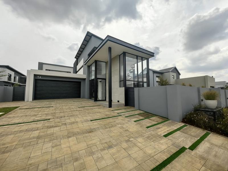 4 Bedroom Property for Sale in Midstream Ridge Gauteng