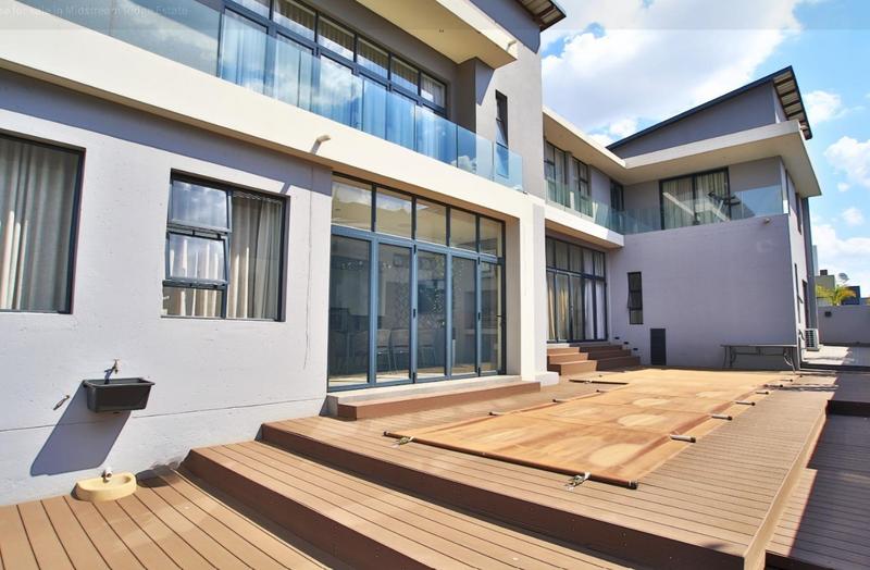 6 Bedroom Property for Sale in Midstream Ridge Gauteng