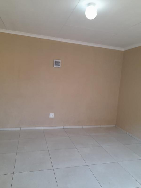 To Let 0 Bedroom Property for Rent in Dawn Park Gauteng