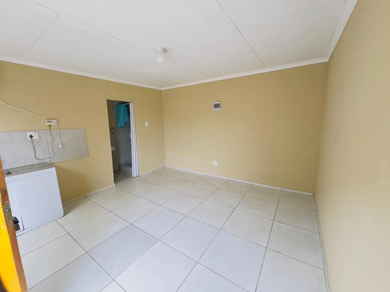 To Let 0 Bedroom Property for Rent in Dawn Park Gauteng