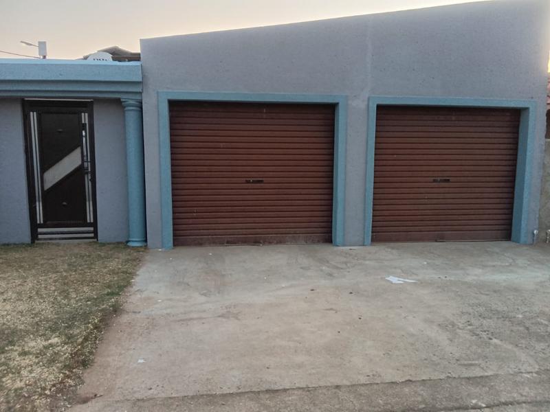 To Let 3 Bedroom Property for Rent in Windmill Park Gauteng