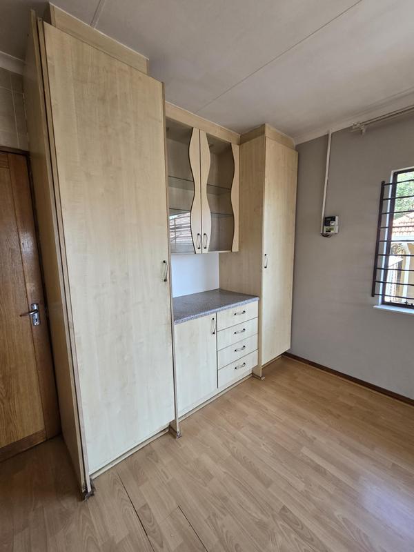 To Let 2 Bedroom Property for Rent in Cyrildene Gauteng