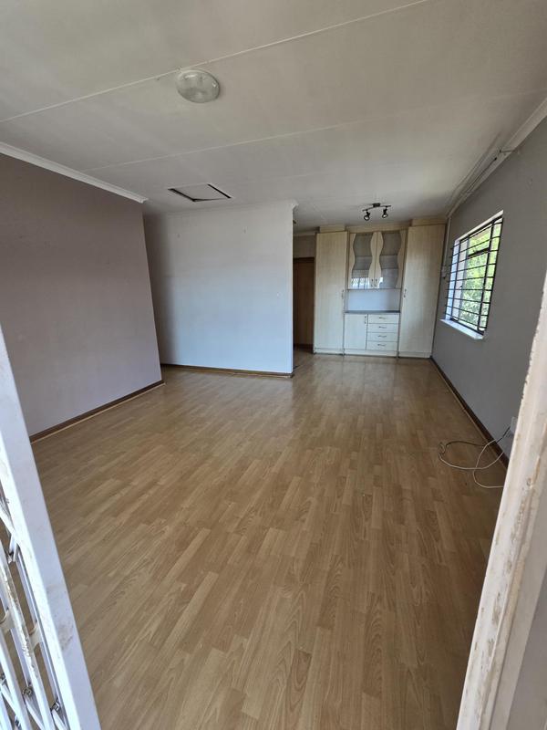 To Let 2 Bedroom Property for Rent in Cyrildene Gauteng