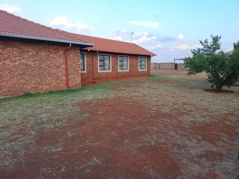 3 Bedroom Property for Sale in Dawn Park Gauteng