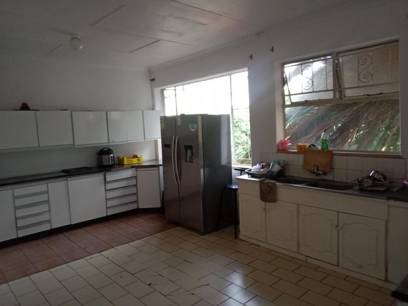 To Let 3 Bedroom Property for Rent in Bezuidenhout Valley Gauteng