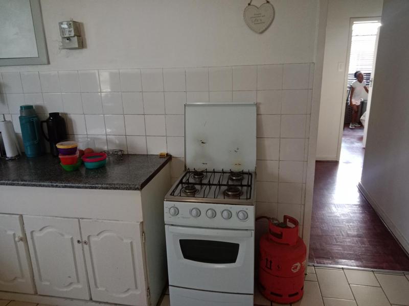 To Let 3 Bedroom Property for Rent in Bezuidenhout Valley Gauteng