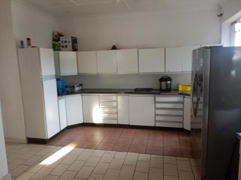 To Let 3 Bedroom Property for Rent in Bezuidenhout Valley Gauteng