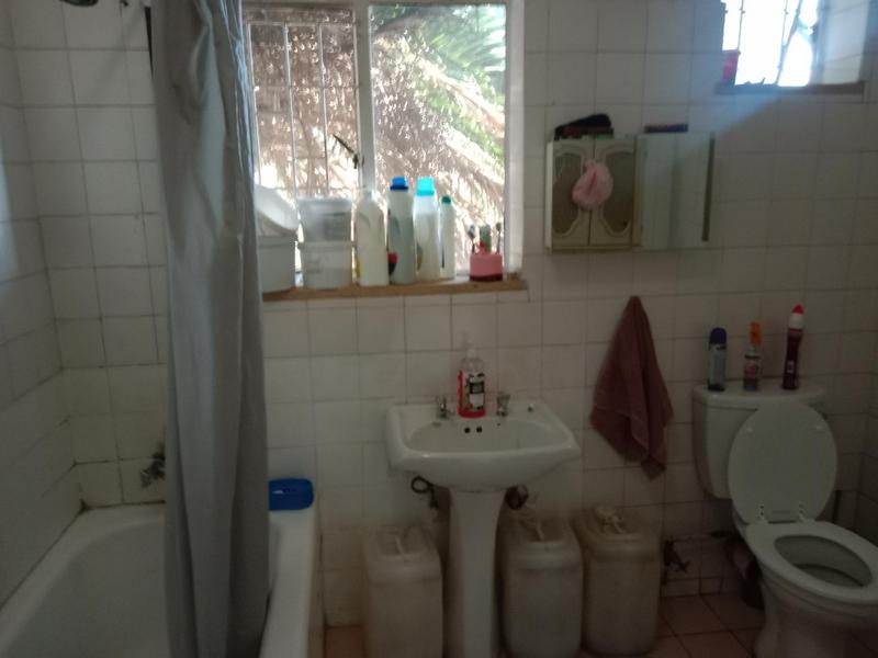 To Let 3 Bedroom Property for Rent in Bezuidenhout Valley Gauteng