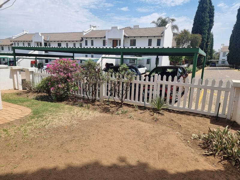 2 Bedroom Property for Sale in Marais Steyn Park Gauteng