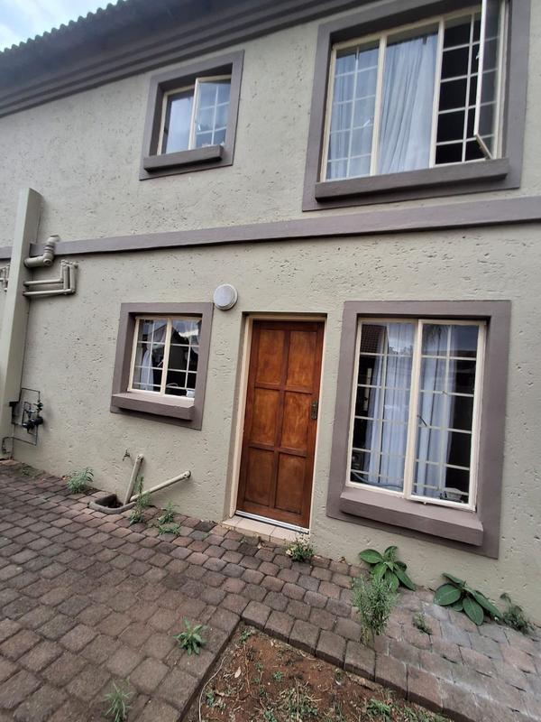 To Let 2 Bedroom Property for Rent in Annlin Gauteng