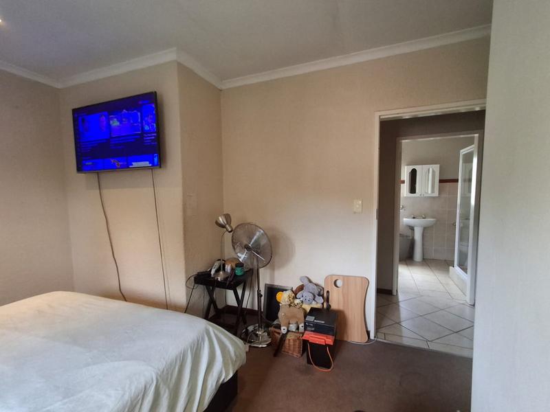 To Let 2 Bedroom Property for Rent in Annlin Gauteng