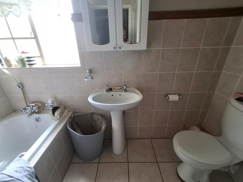 To Let 2 Bedroom Property for Rent in Annlin Gauteng