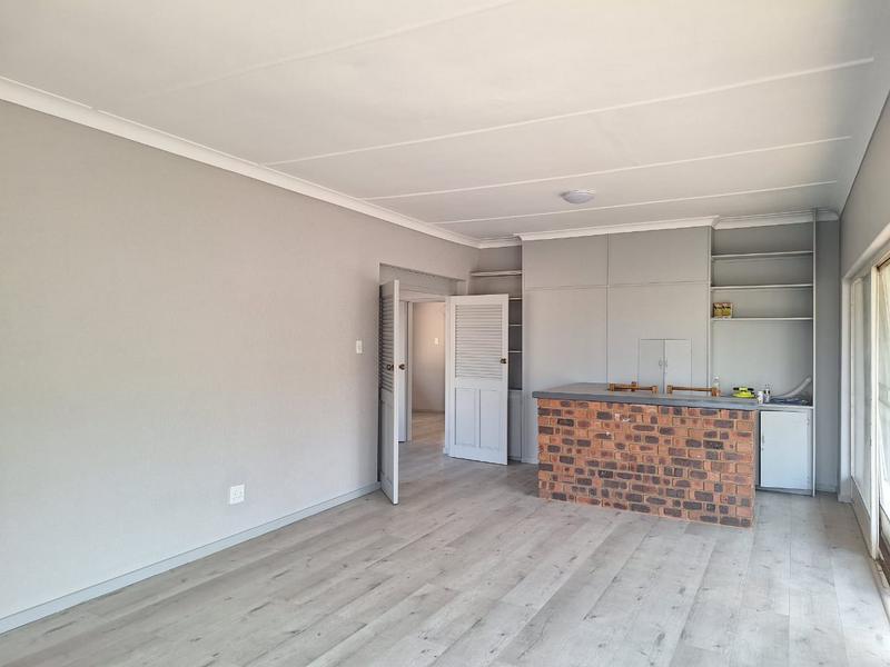 To Let 4 Bedroom Property for Rent in Selcourt Gauteng