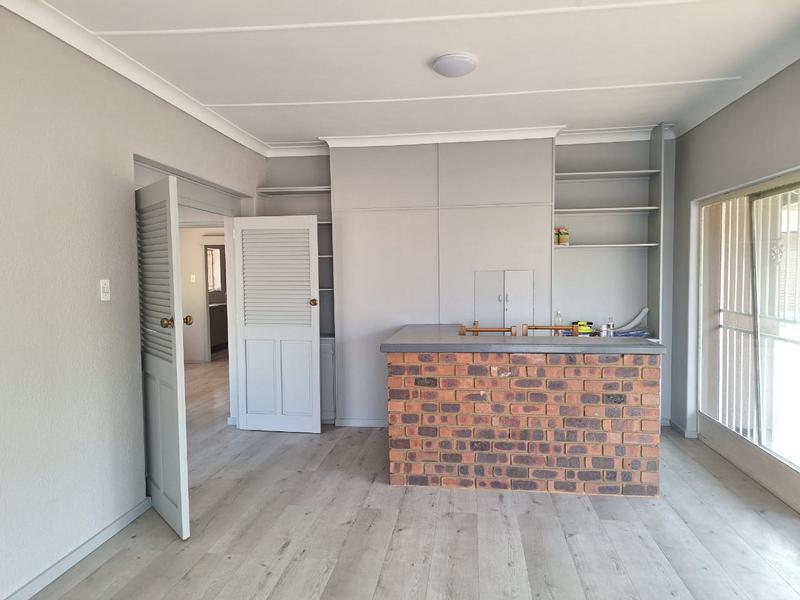 To Let 4 Bedroom Property for Rent in Selcourt Gauteng