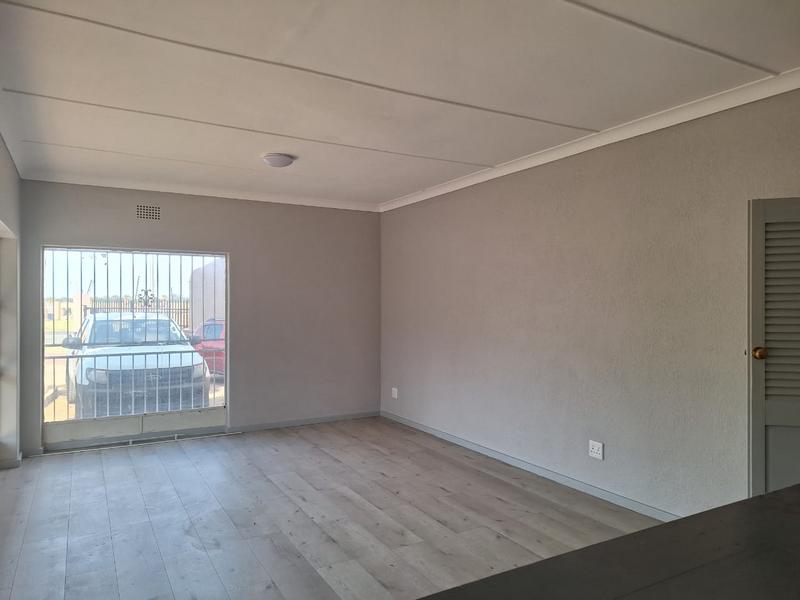 To Let 4 Bedroom Property for Rent in Selcourt Gauteng