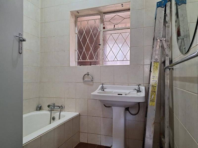 To Let 4 Bedroom Property for Rent in Selcourt Gauteng