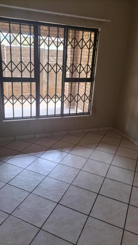 To Let 2 Bedroom Property for Rent in Elspark Gauteng