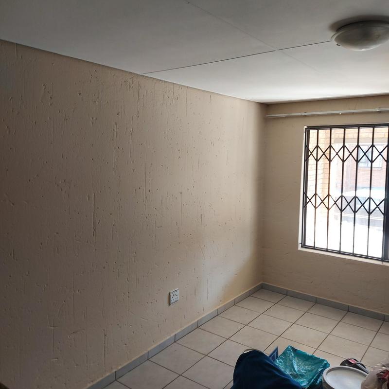 To Let 2 Bedroom Property for Rent in Elspark Gauteng