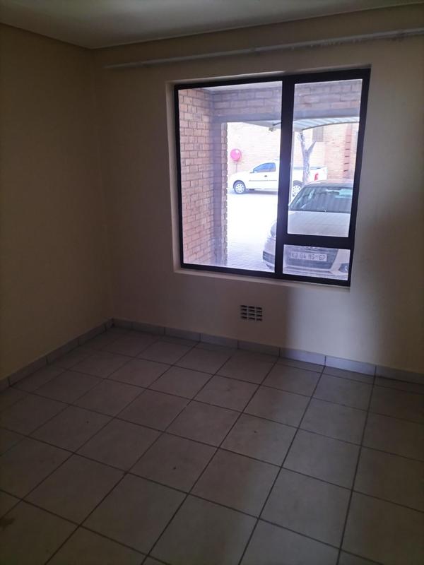 To Let 2 Bedroom Property for Rent in Elspark Gauteng