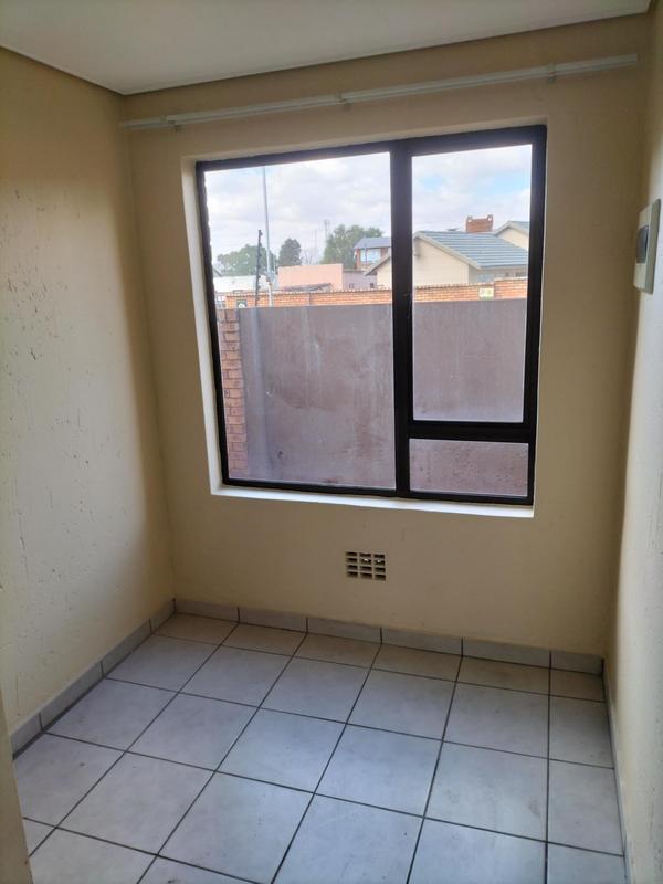 To Let 2 Bedroom Property for Rent in Elspark Gauteng