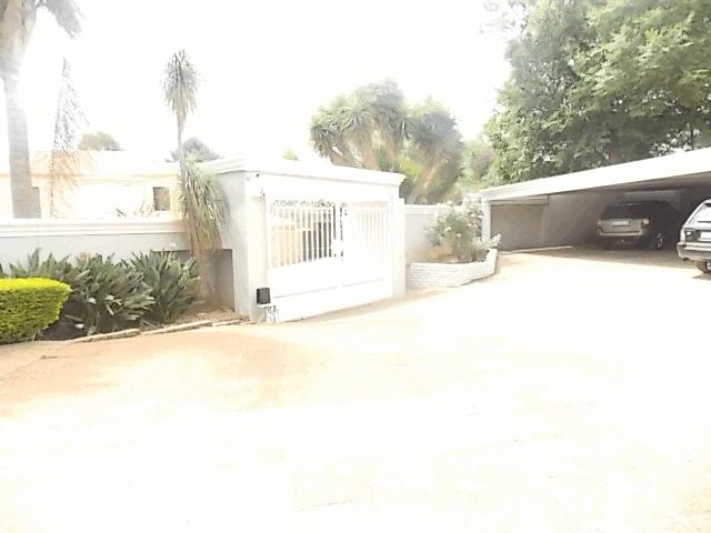 To Let 5 Bedroom Property for Rent in Bedfordview Gauteng