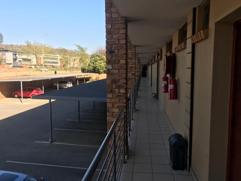 To Let 1 Bedroom Property for Rent in Die Wilgers Gauteng