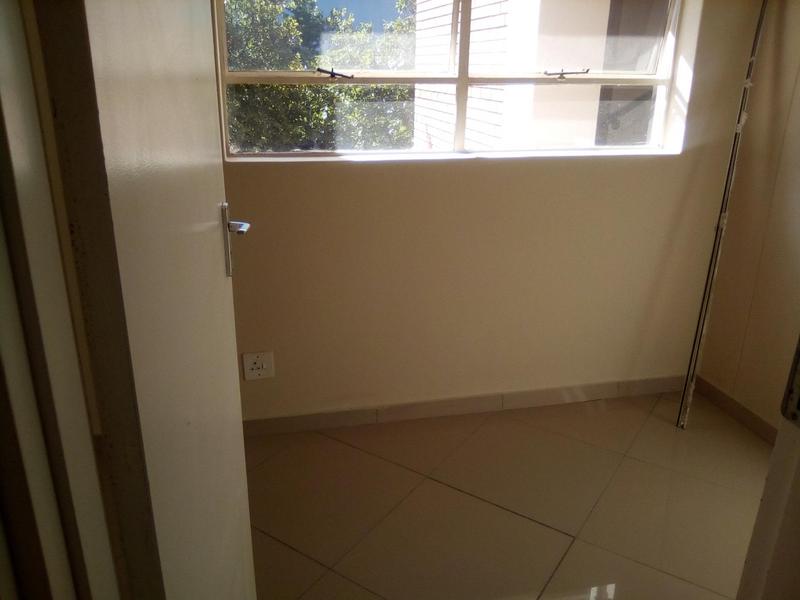 To Let 3 Bedroom Property for Rent in Waterkloof Glen Gauteng