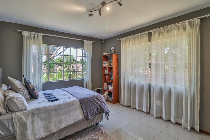 5 Bedroom Property for Sale in Sharonlea Gauteng