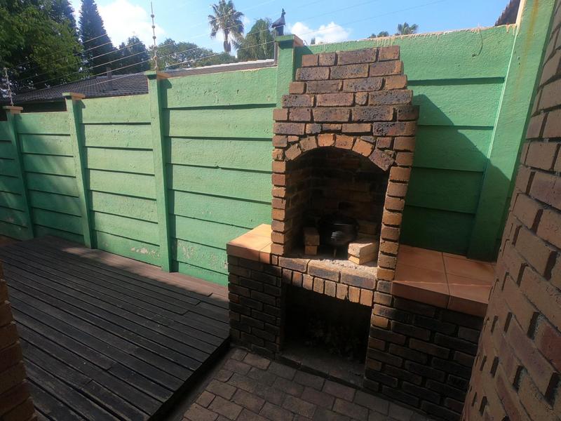 To Let 3 Bedroom Property for Rent in Parkmore Gauteng