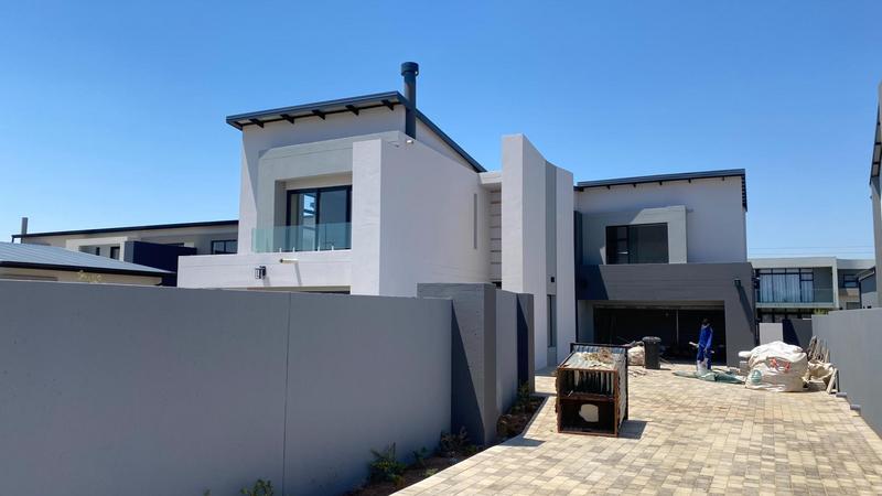 4 Bedroom Property for Sale in Midstream Heights Gauteng