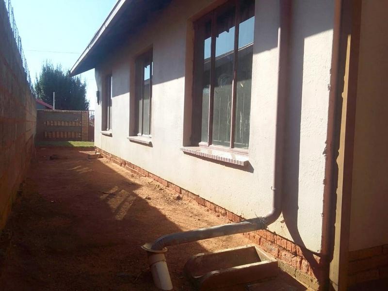 3 Bedroom Property for Sale in Jabulani Gauteng