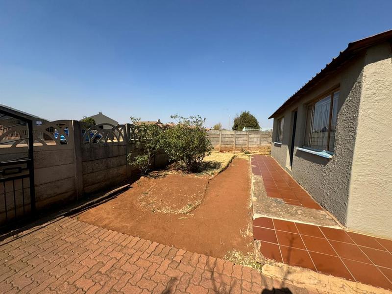 2 Bedroom Property for Sale in Eden Park Gauteng