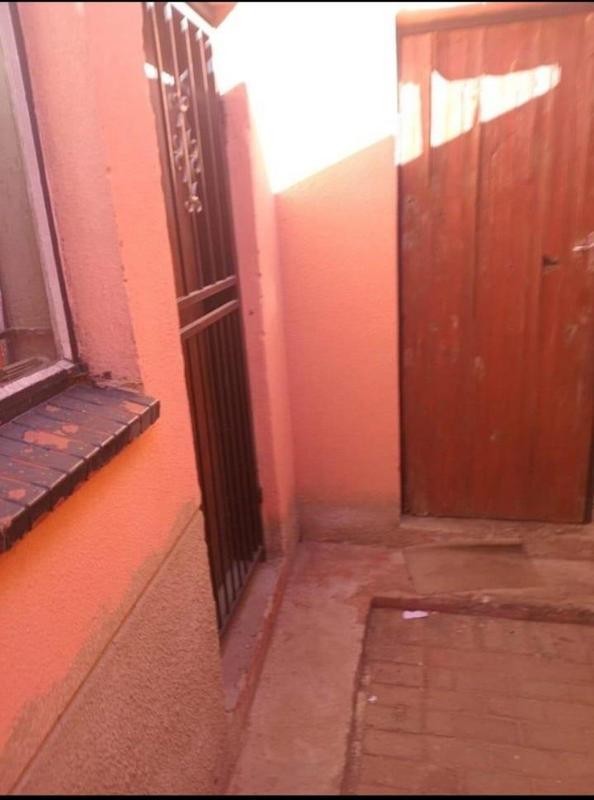 2 Bedroom Property for Sale in Diepkloof Gauteng